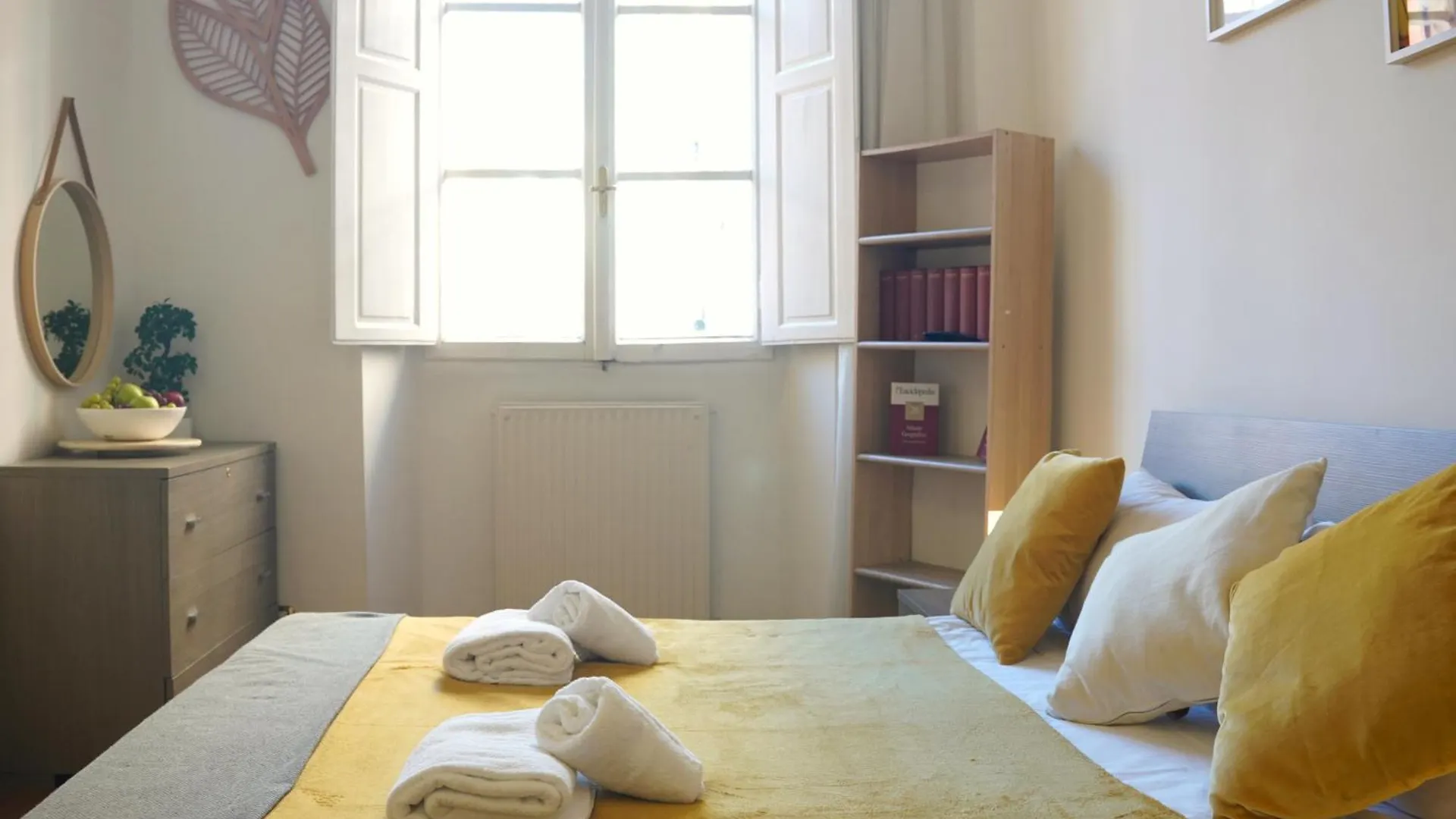 Apartment Charming Home In Termini Rome Italy